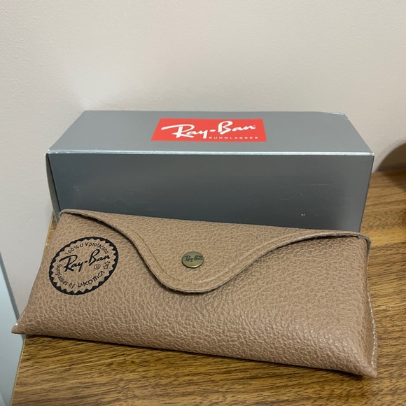 NWT Ray-Bans - Picture 3 of 4